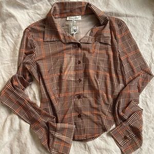 Emory Park brown crop fitted button up plaid shirt (small)